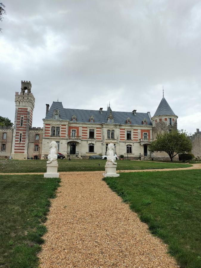 Chateau Le Haut Villaumay Auzouer-en-Touraine Exterior foto